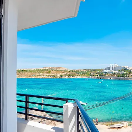 Sunny House With Jacuzzi - Steps From The Sea! * St. Paul's Bay